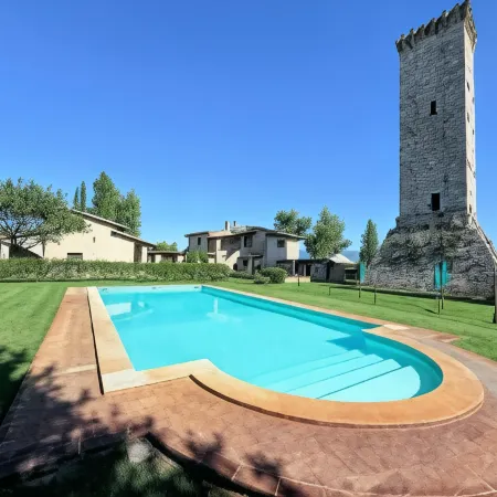 Luxurious Umbrian Villa with Private Pool and Stunning Views