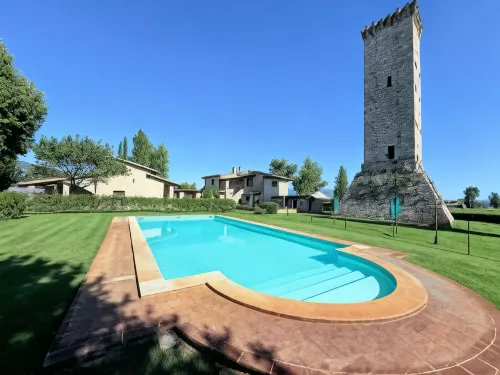 Luxurious Umbrian Villa with Private Pool and Stunning Views