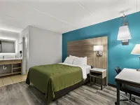 Quality Inn & Suites Hotels in Toombs County