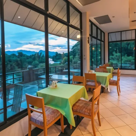 Aekpailin River Kwai Resort Kanchanaburi
