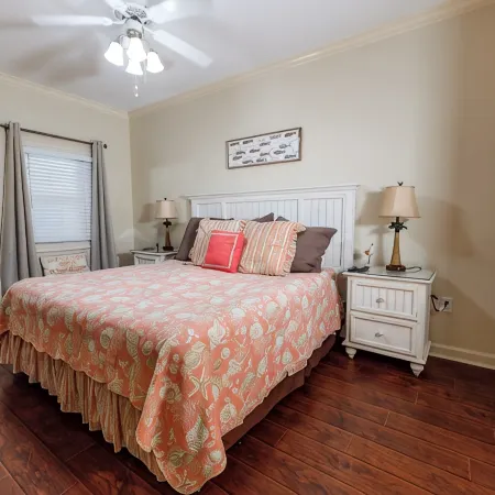 Penthouse in Paradise!! Private Parking! Unit 1004, 4 bed 3 bath, Sleeps 10