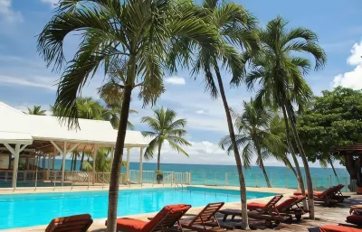 Auberge de la Vieille Tour Hoteles en 