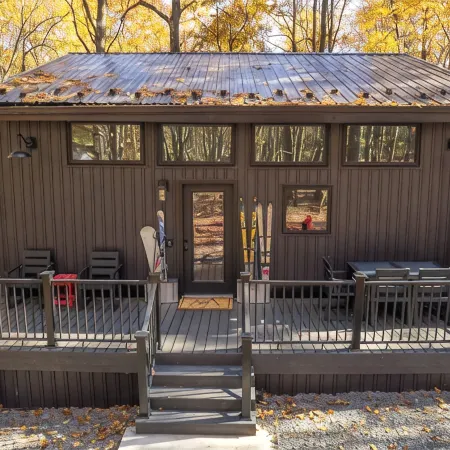 Gondola34 - Poconos Most Unique Tiny Cabin!  2 Minutes to Jfbb Ski ,Lake & More!