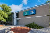 Suburban Studios Canon City - 2-Star