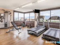 Crowne Plaza GENEVA by IHG فنادق في جنيف