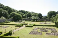 Bodysgallen Hall Hotel Restaurant and Spa - parking
