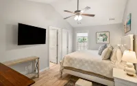 Modern Home Near Historic Downtown and Port Royal Town Beach.  Pet Friendly! - Gym