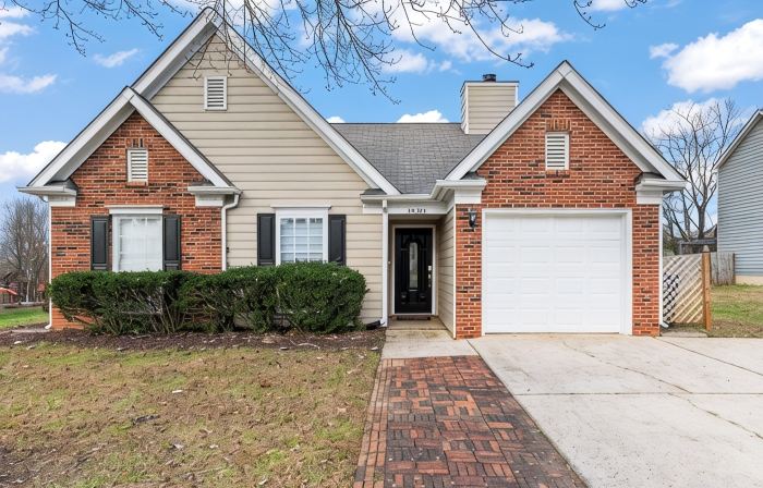 Central Cornelius Lake Norman 3 Bdrm Home-Chalkboard Wall-Firepit-Grill & More