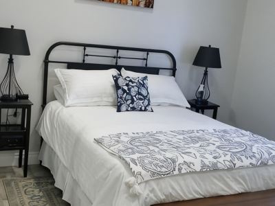 45 minutes from Moab, located in Green River Utah R guest house