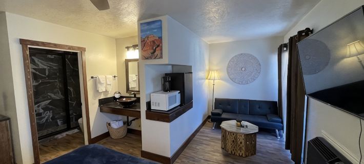 Welcome To The New Kanab Lodge Suite 22 Hotels in Kanab