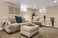 Minutes From Mall Of America and Airport -Single family quiet non through street - Wifi