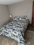 Charming 3-bedroom apartment with WiFi, AC in wonderful Bessemer