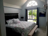 Beautiful Penthouse Apartment overlooking the Ocean. - Apartments