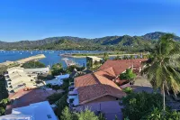 Beach Front Penthouse with Incredible Views - Boutique