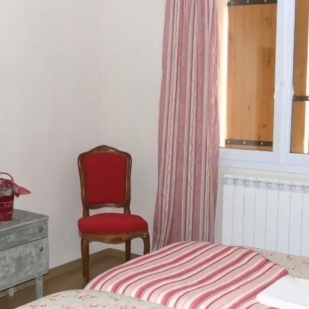 Lovely village house with a view of lake and mountain VAUJANY on the other side Alpe d'Huez