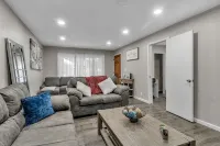 The Davey Retreat - Kitchens