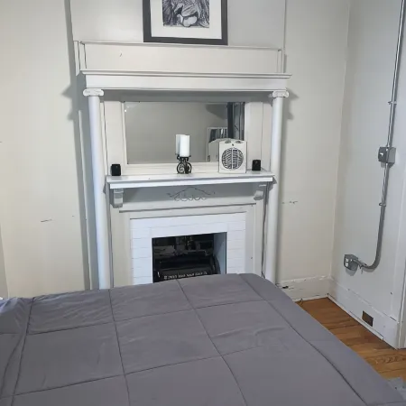 Apartment- Walnut Hills Business District