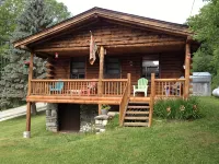 SPRING IN THE GREEN MOUNTAINS/PET FRIENDLY-WOOF - Alphydda