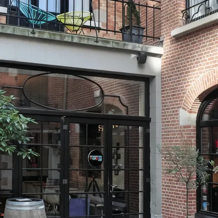 Vintage Hotel Brussels Отели рядом с достопримечательностью «Площадь Флаже»