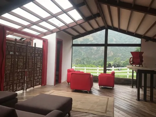 Ecohotel Pinohermoso Reserva Natural - Homestays