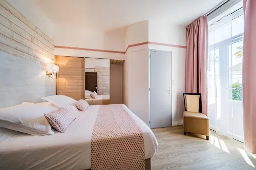 Hôtel le Rabelais - Parkering