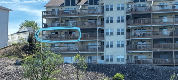 Walk-in Level -Panoramic Million Dollar View, 3Br, 2BA, Clean & Updated! Hotels in Osage Beach