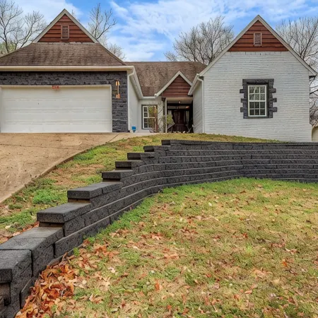 The Woodbriar, close to Hard Rock Casino, downtown Tulsa/BOK + patio w/fire pit