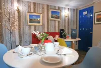 Ebenezer's Place - breakfast