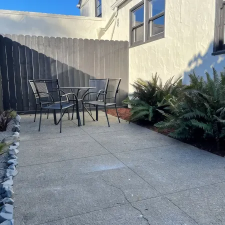 Henderson House Eureka.  Centrally located stylish home with all amenities.