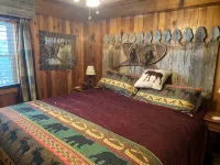 Scenic Cabin by the Lake - 3-Star