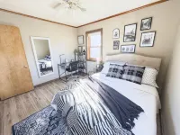 Waterfront Retreat on Lake Winnebago, Kayaks, Firepit, Dog Friendly - 3-Star