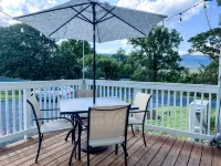 Family Friendly w/ Mountain Views, Hot Tub, Fire Pit, 4 mins to Luray Caverns - Mountain view