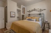 Spacious suite in the heart of downtown - 발코니