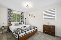 Near Chicago and O’Hare +Fenced Yard +Game Room+New Bath! - 4 ดาว