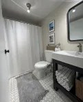 Relax in This Beautiful Condo on Lake Charlevoix! - Boutique
