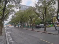 隆鳳賓館（福州西湖公園店） - 旅館