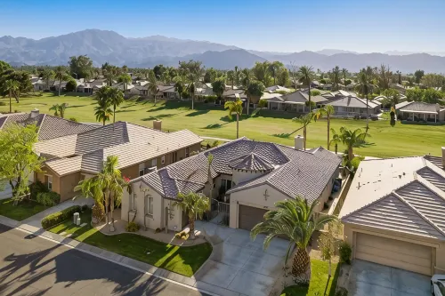 Golf Course Oasis, Pool, Spa, Games, Walk to Festivals, Pet Friendly. - Gym