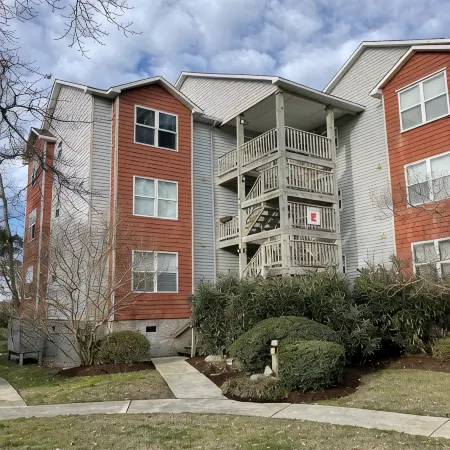 Sunset Seaker - Sound Front Condo with Pool