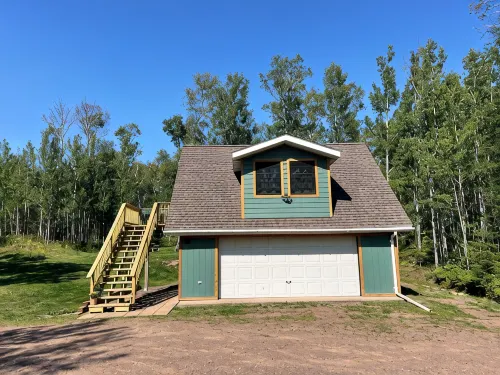 Private Home on 10 Acres with Trails. 10 Min to Grand Marais. Dog Friendly. - 3-Star