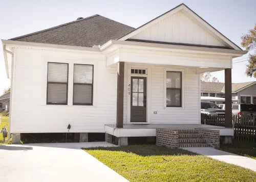 Charming Meets Modern 2-Bedroom Cottage - Wifi