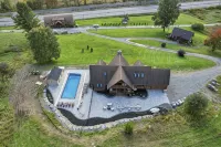 Private Estate, Indoor Pool, March Specials! Giant Game Lodge - Pools