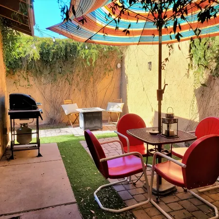 Stylish Southwestern Condo for your spring training & ASU headquarters.