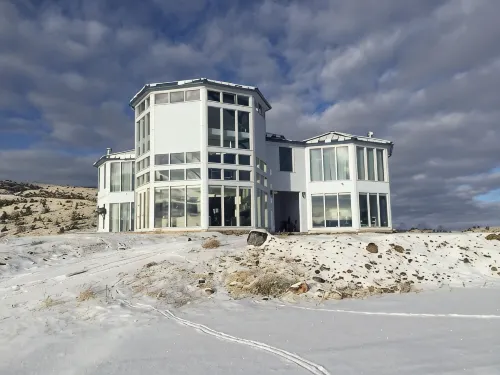 The Octagon House - 30 Mins to Yellowstone N. Entry - Master Sauna Jacuzzi - 5-Star