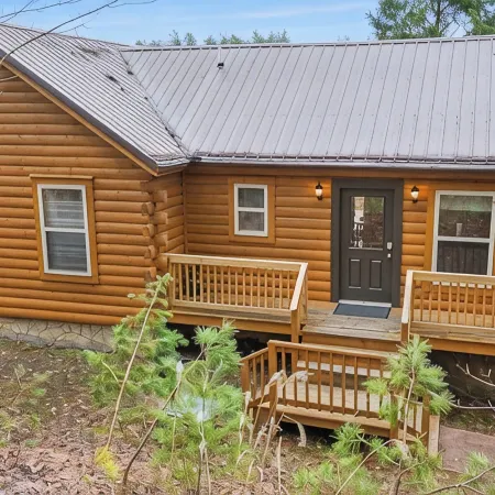 Amazing Grace Cabin at Red River Gorge / Sleeps 12 / Hot Tub / Pool Table