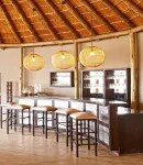 Thanda Safari - bar