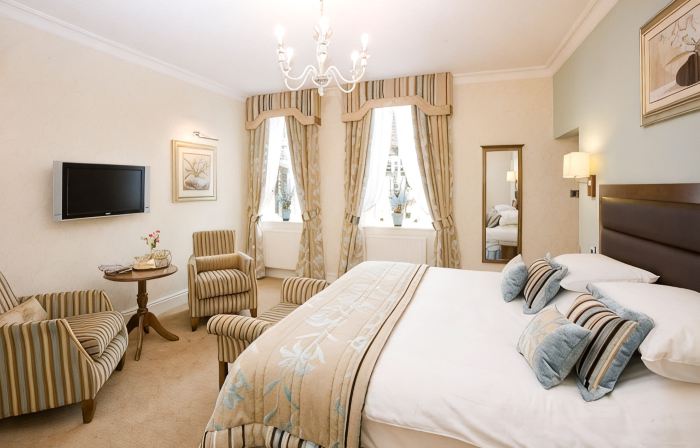 The George Hotel