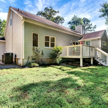 Newley Renovated Beach Home, Min. to Ocean City,1st FL. Master Suite, walk in