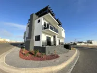 VILLA BLANCA Luxury property,180° Ocean Views. - Wifi