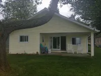 Spectacular Lake Front Home on Beautiful Higgins Lake with Amazing Sunset Views - Parvekkeita
