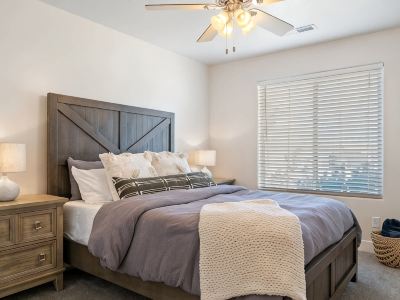 Stunning 5BR Oasis • Hot Tub • Casita • Hurricane